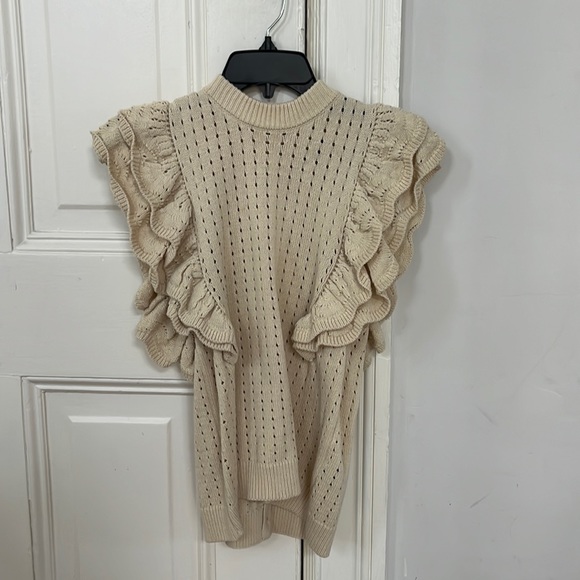 Who What Wear Tops - Who What Wear Women’s sweater top, Size M